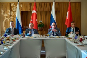 İNŞAAT MALZEMESİ İHRACATÇILARI RUSYA'DAN UMUTLU DÖNDÜ